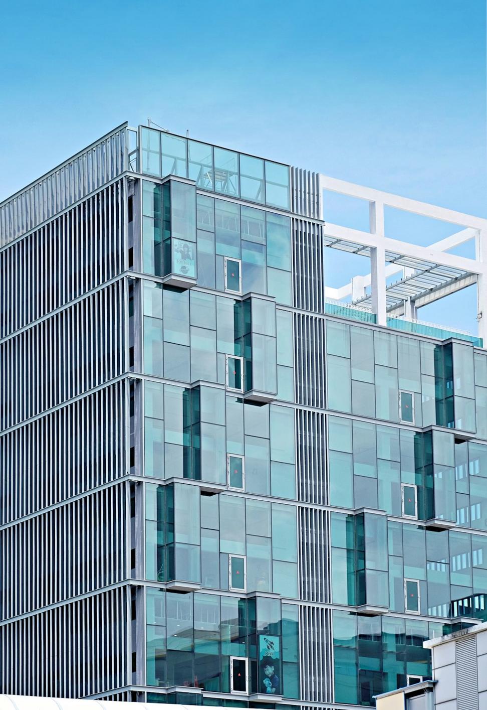 Waterfront Innovation Hub